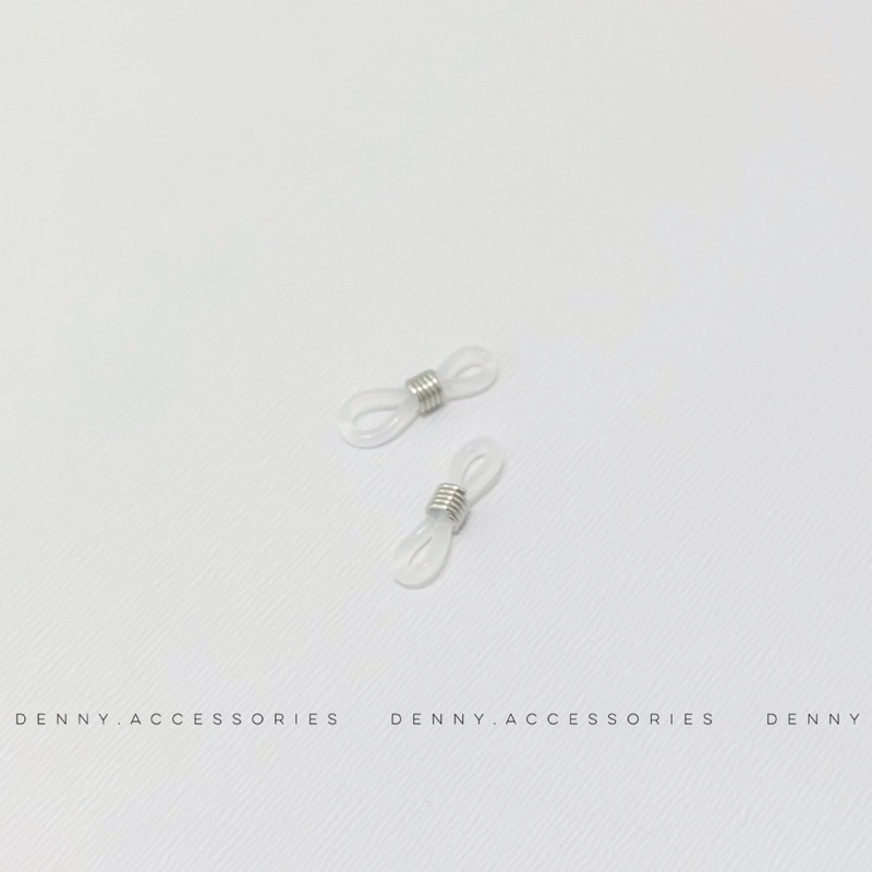 Khuy móc kính nối với dây hạt