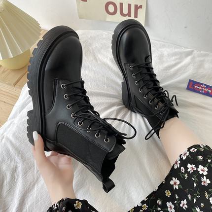 Giày boot cao cổ nữ cá tính