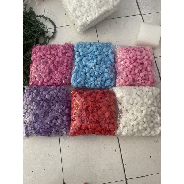 Hoa gấu xốp 3,5cm gắn gấu 1 gói 500 bông