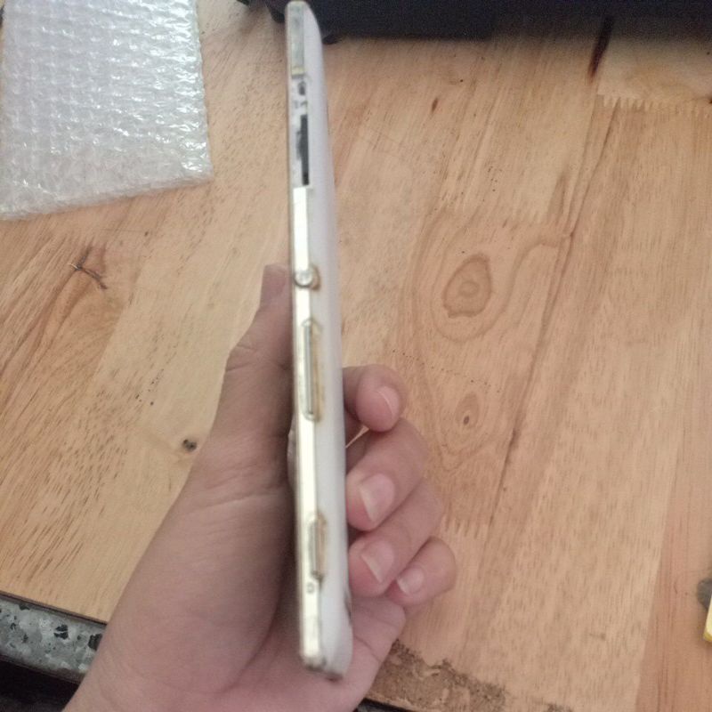xác điện thoại sony c3 hư pin