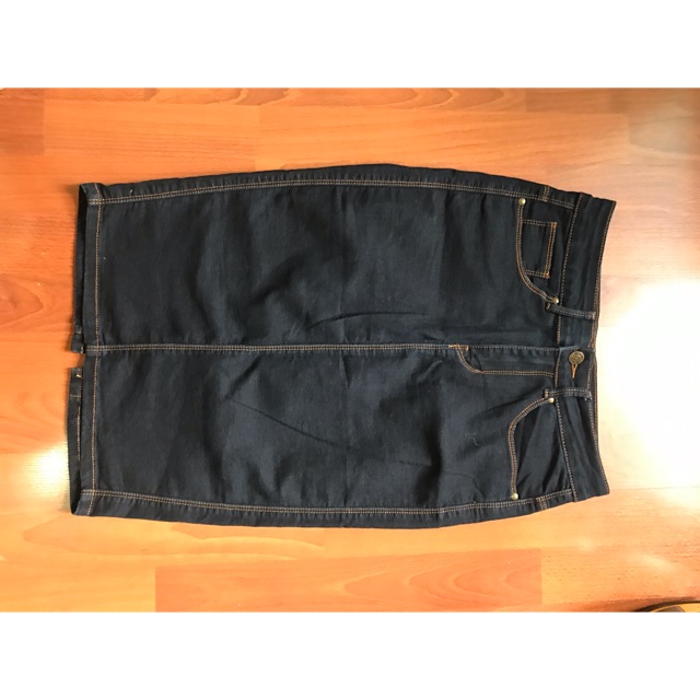 C vay jean bút chì mango
