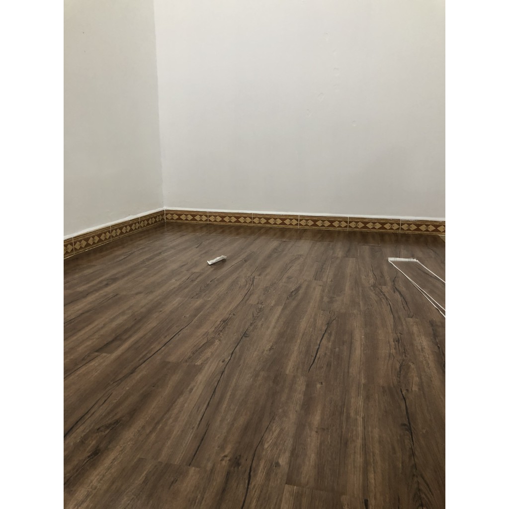 Miếng dán sàn nhựa vân gỗ có keo dán ( dày 2mm) | BigBuy360 - bigbuy360.vn