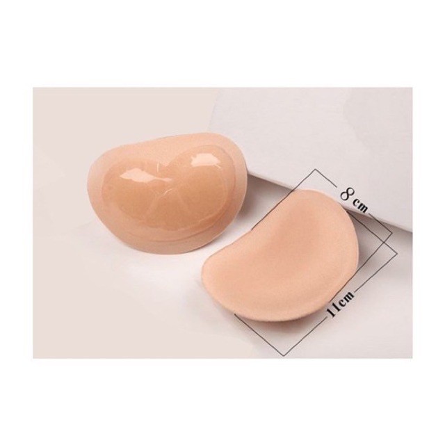 Một đôi miếng dán tim độn ngực nâng vòng 1 đẹp