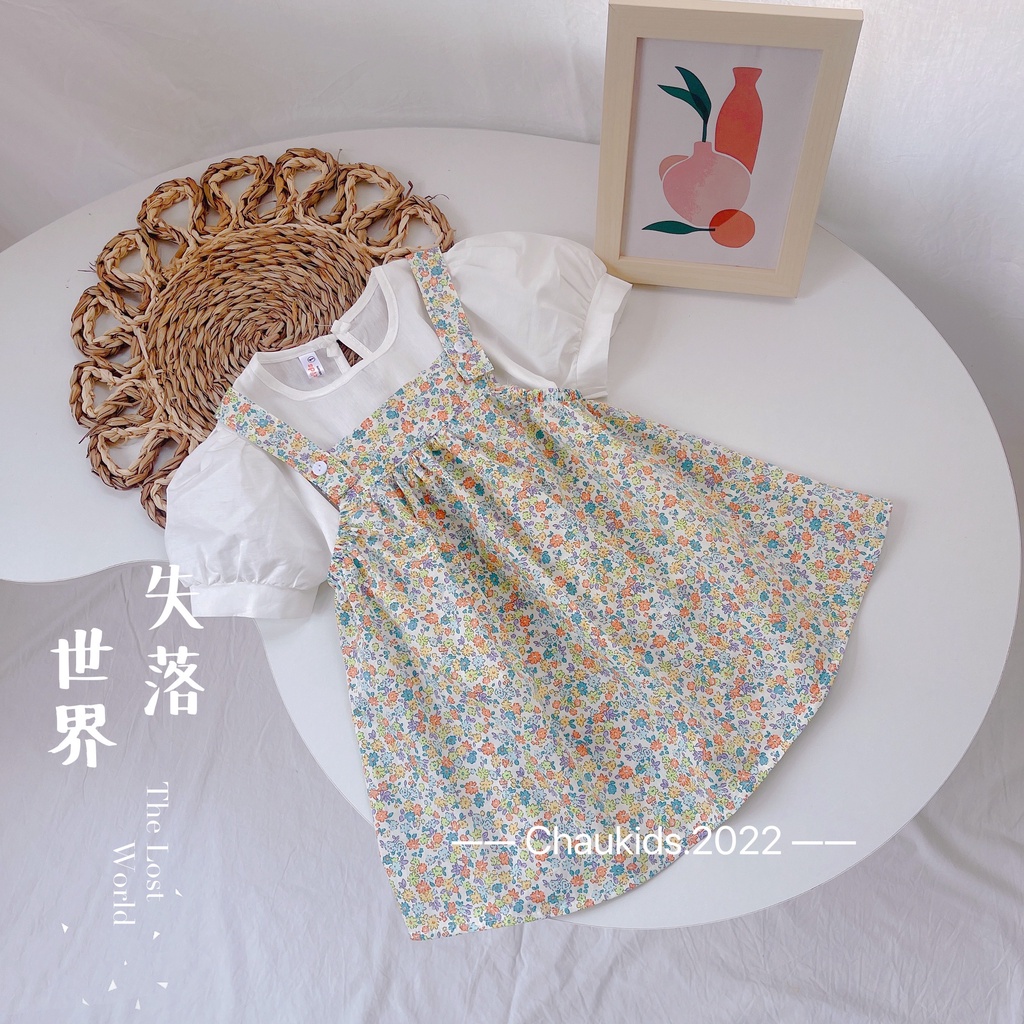 Váy hoa nhí bé gái, Sét yếm hoa nhí kèm áo thun trắng vintage cho bé