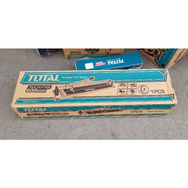 Bàn cắt gạch men Total THT576004 600mm