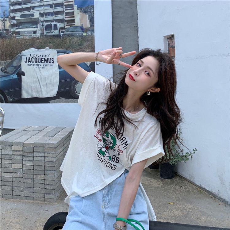 Áo Thun Dáng Rộng Xẻ Tà Họa Tiết Hoạt Hình Phong Cách Retro Mùa Hè Cho Nữ