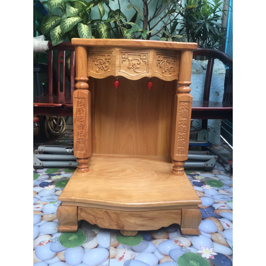 Bàn thờ thần tài