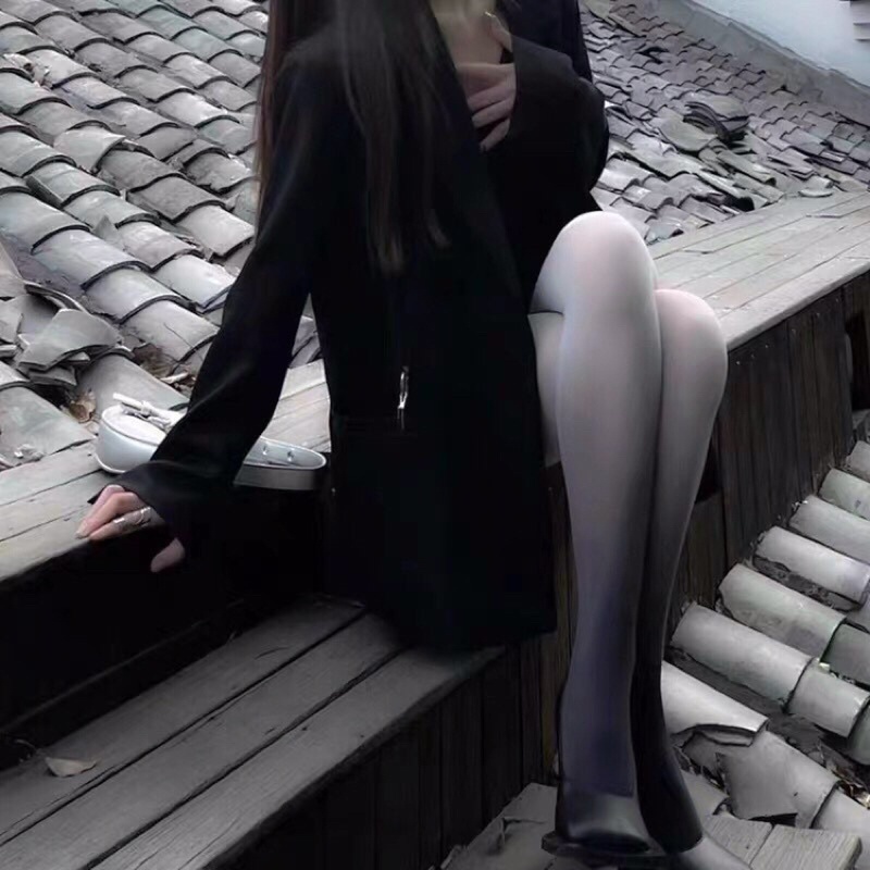 Quần tất loang màu độc đáo