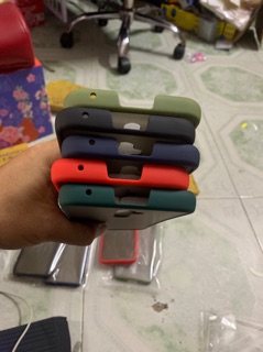 Ốp lưng Oppo Reno 2F dẻo viềng lưng  nhám