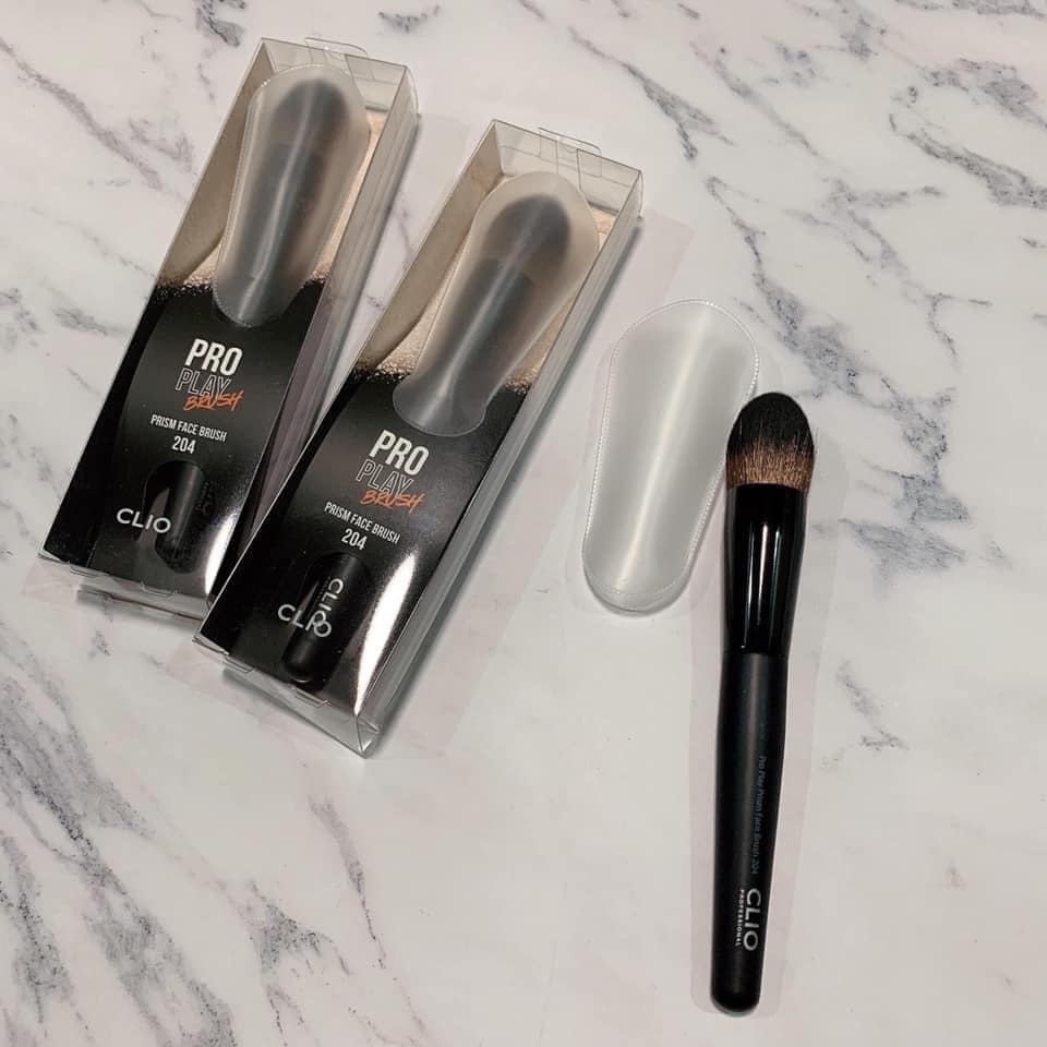 Cọ phấn má Clio Pro Play