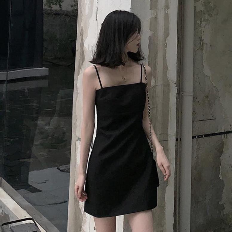 Váy 2 dây trơn đen phong cách giới trẻ Hàn Quốc- váy body 2 dây tôn dáng chất đẹp ( hàng có sẵn)  ྇ ་