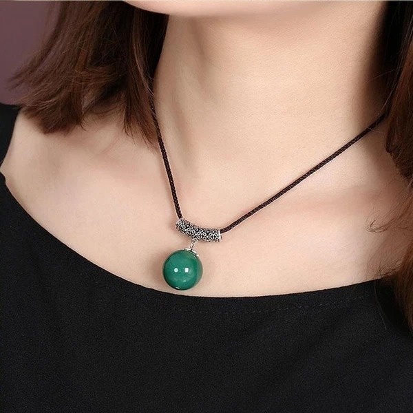 VC051 vòng cổ đính đá hạt màu xanh là và bạc thái