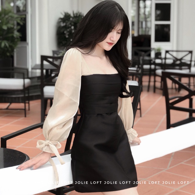 Váy đen phối tay bồng + 2,2% phí shopee