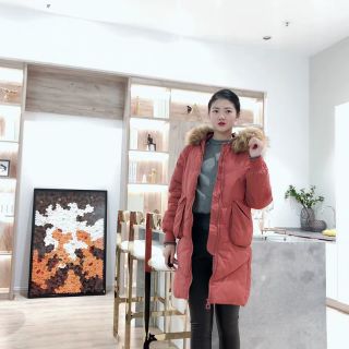 Áo khoác phao dáng dài nữ