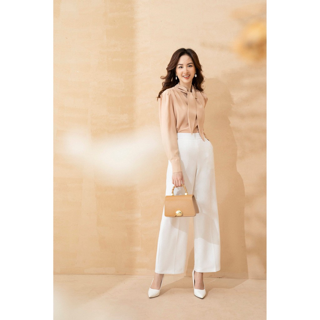 Áo sơ mi cổ thắt nơ vai nhún tay măng sec by Tiin TIINSTORE AHD363 | BigBuy360 - bigbuy360.vn