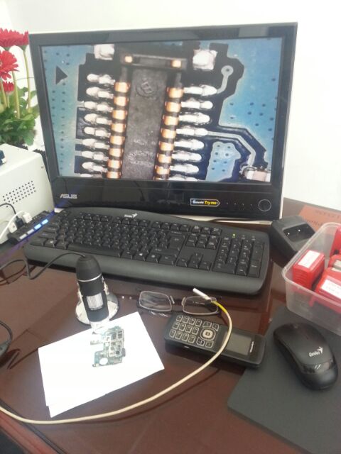 Kính hiển vi kết nối trực tiếp LCD qua cổng USB 1600X