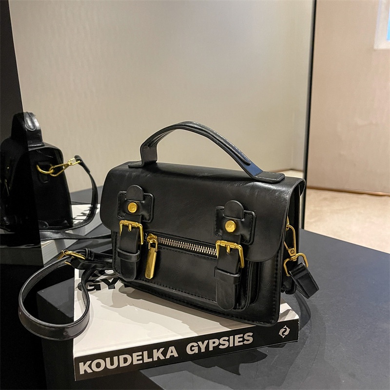 Túi Đeo Chéo Màu Đen Phong Cách Anh Quốc Cho Nữ