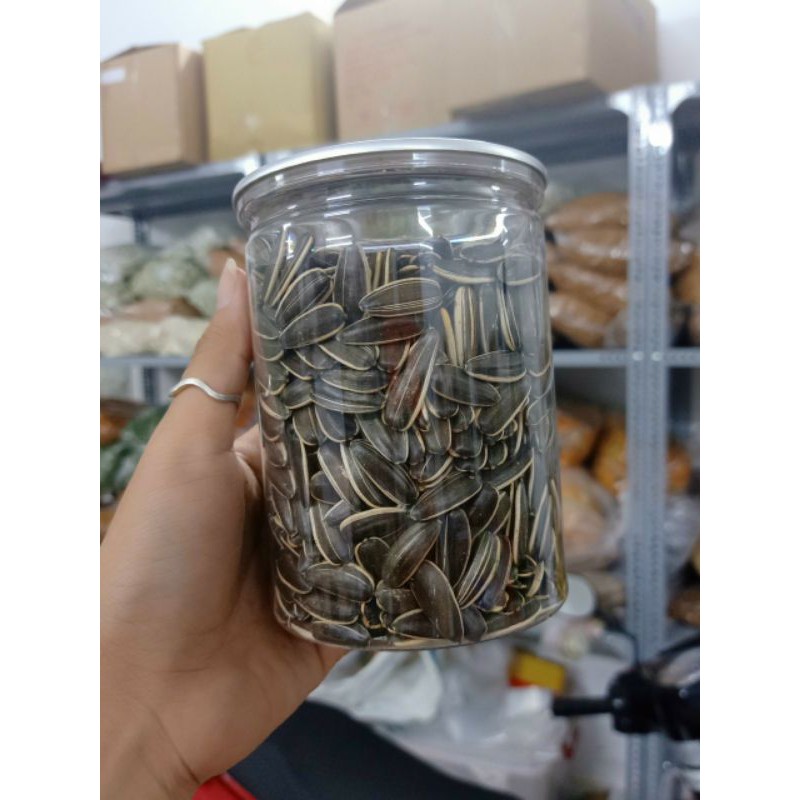 hạt hướng dương ngày tết