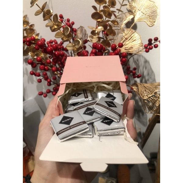 - HỘP QUÀ TẶNG KẸO RIOBA NGA