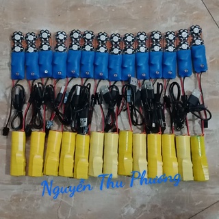 ĐÈN DIỀU 2 BÓNG, có cảm biến, sáng xanh đỏ