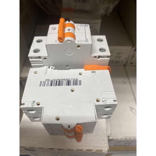 Cầu dao -MCB AC 2P 32A 6KA DG - General Electric