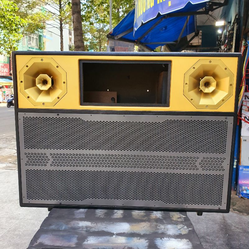 Vỏ Thùng Loa Bass 30 Đôi Cắt Bo Mạch Theo Yêu Cầu