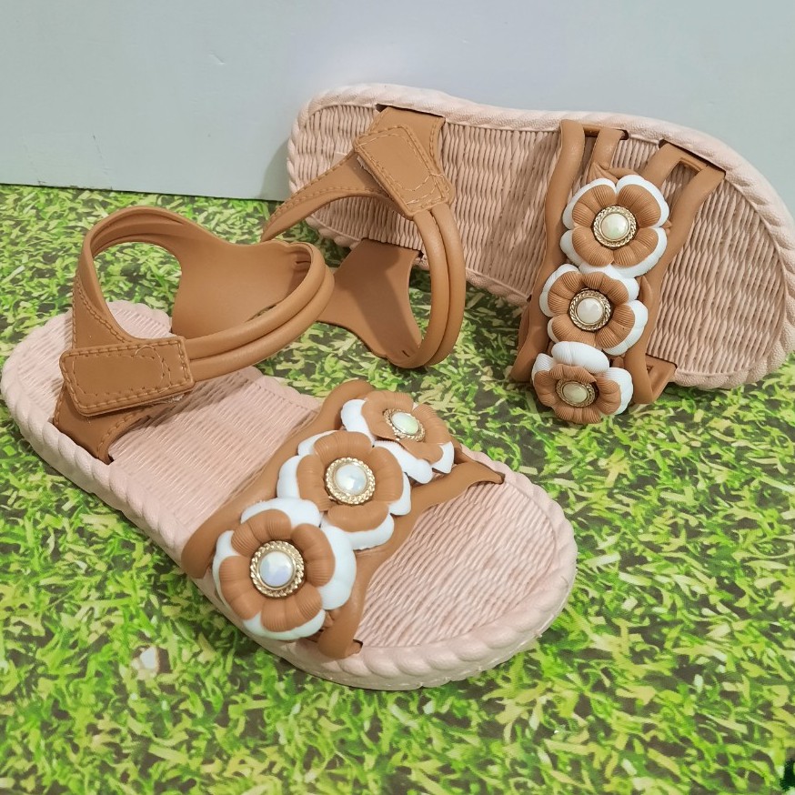 DÉP SANDAL HOA GIẢ CÓI CHO BÉ GÁI