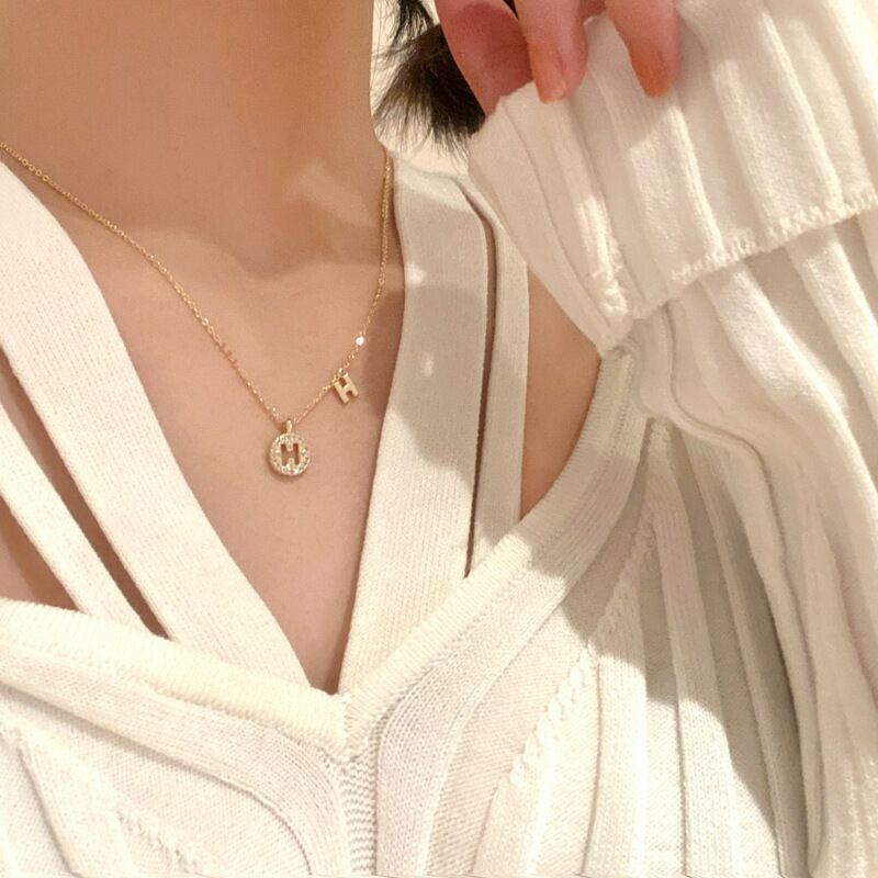 Vòng Cổ 210807 Mặt Chữ H Đính Đá Zircon Sang Trọng Thời Trang Cho Nữ
