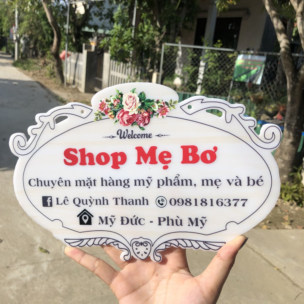 Bảng hiệu mica - Dụng cụ chụp hình sản phẩm bán hàng online hiệu quả - Thiết kế và in thông tin theo yêu cầu