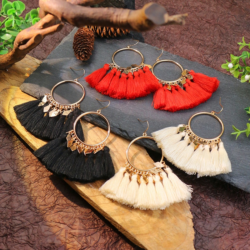 Khuyên Tai Nữ Trang Dáng Dài Tạo Hình Độc Đáo