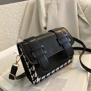Túi xách hoạ tiết vintage - tx21007 / patty bag