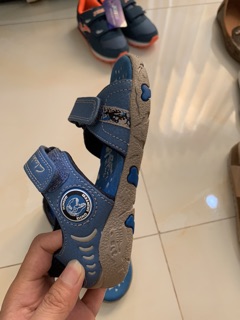 Sandan Clarks cho bé