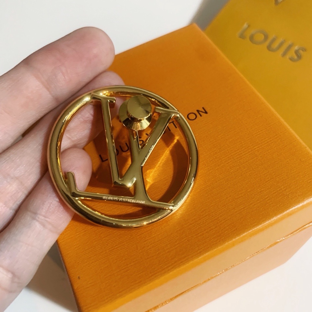 Louis vuitton Ghim Cài Áo Hình Chữ Thời Trang