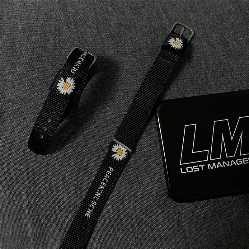 [Mã FAJGT8 giảm 15% đơn 99K] Vòng tay Unisex hoa cúc dành cho nam nữ Hot Trend PK10 Miucho | BigBuy360 - bigbuy360.vn