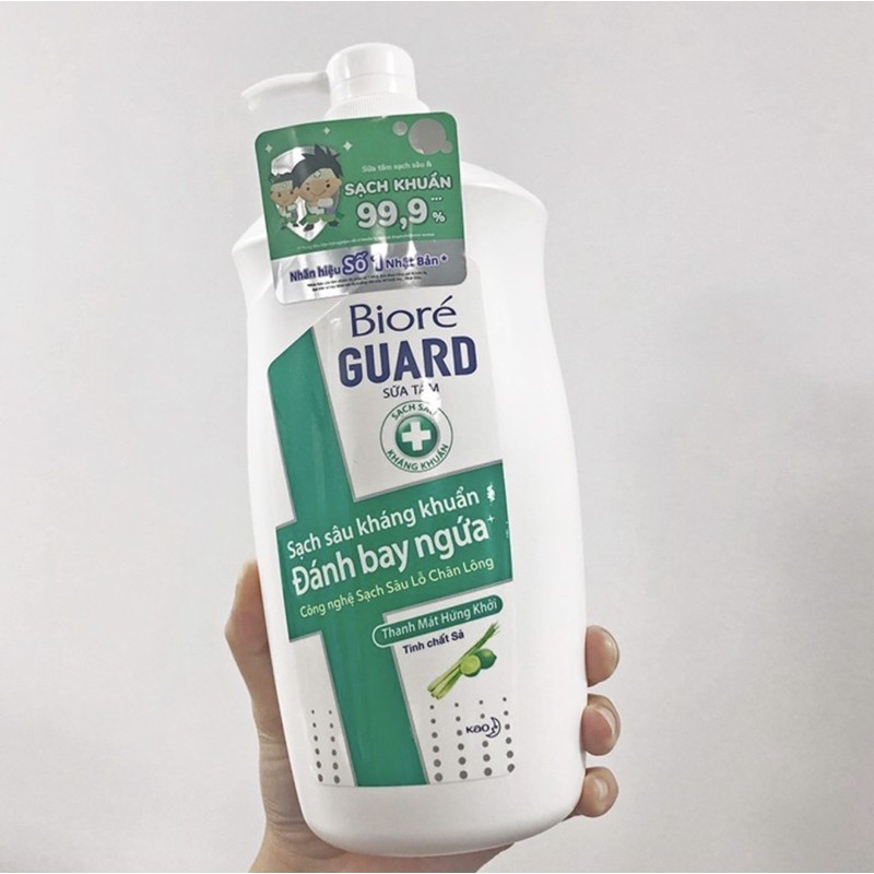 Sữa Tắm Sạch Sâu Kháng Khuẩn Bioré Guard 800g