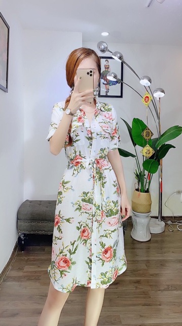 Váy sơ mi kèm đai