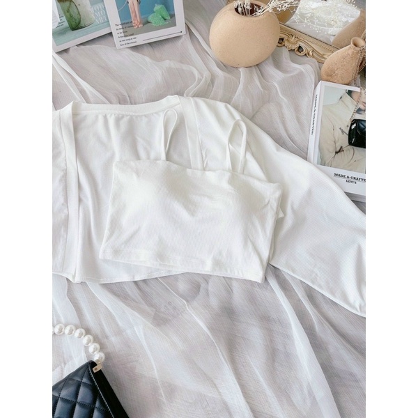 SET ÁO CROPTOP TRẮNG GÂN NỔI TAY BỒNG