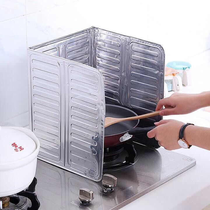 Tấm che chắn nấu ăn chống bắn dầu mỡ ra xung quanh dễ dàng vệ sinh