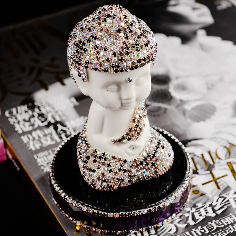 Tượng Phật Để Ô Tô - Tượng PHẬT NHƯ LAI Bằng Đá Pha Lê Để Taplo Xe Ô Tô, Văn Phòng Đem Tới Bình An