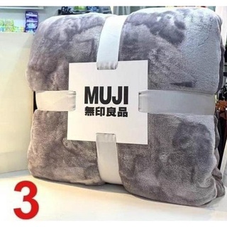 Chăn ấm lông thỏ muji trọng lượng nhẹ, chất liệu lông mềm mại