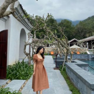 Váy tiểu thư đài các