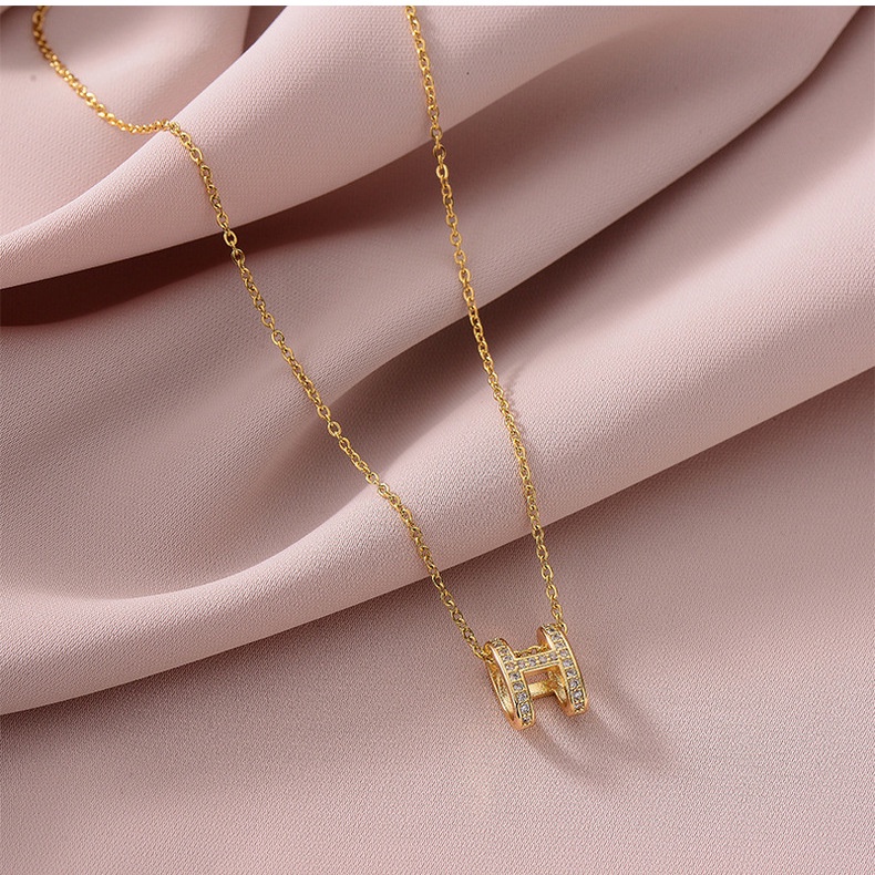 Toàn Bộ Vòng cổ Bằng Thép Titan Mặt Chữ H Đính Kim Cương Giả Thời Trang Cho Nữ