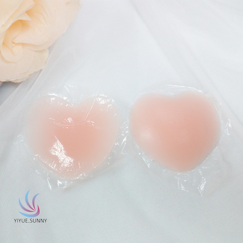 Miếng dán ngực silicon tái sử dụng tiện dụng cho nữ