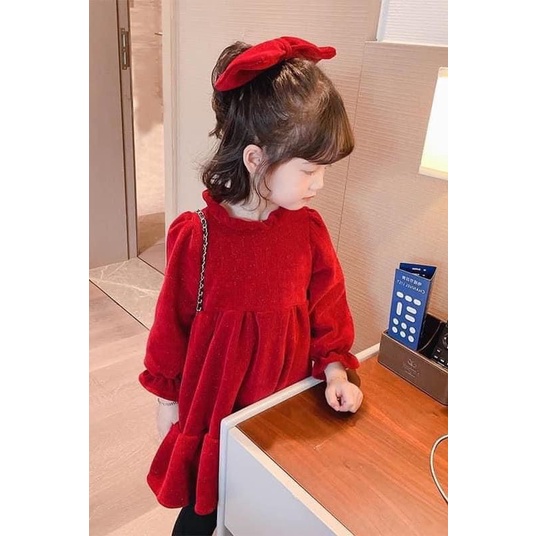 Váy tuyết đỏ kèm nơ cho bé gái