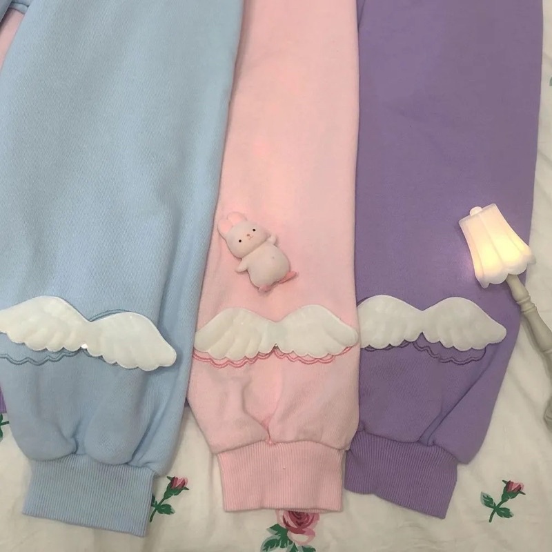 Áo phông polo dài tay gắn cánh dễ thương | BigBuy360 - bigbuy360.vn