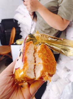 Hộp 30 Chiếc 40gr Bánh Ruốc Gấu