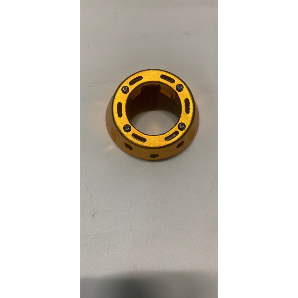 Chụp đích pô xe vario và clik 2017 chất liệu nhôm màu vàng