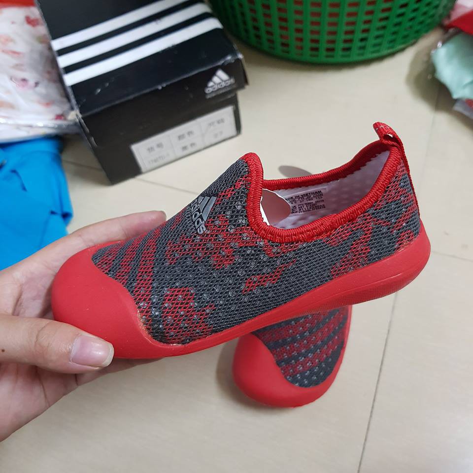 Giày lưới adidas xuất xịn made in vietnam. Đi êm chân nhẹ nhàng thích hợp đi mùa hè