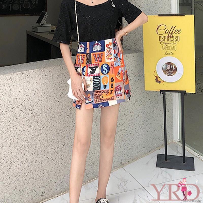 Chân váy ngắn hoạ tiết in phong cách Hàn Quốc | BigBuy360 - bigbuy360.vn