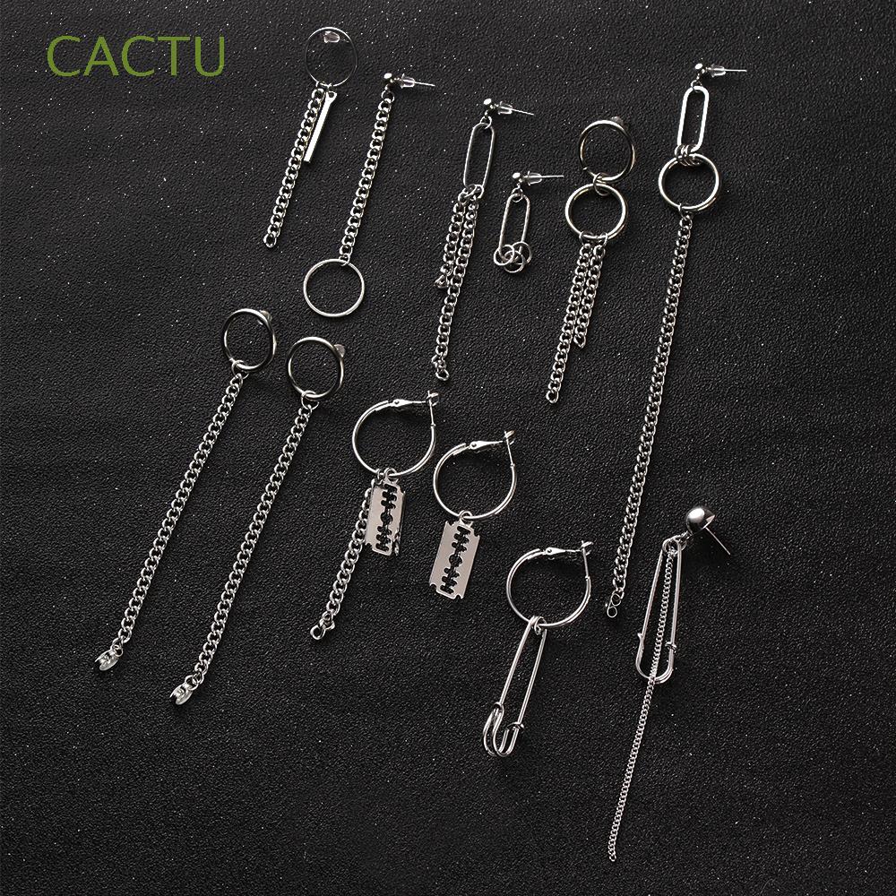 Khuyên tai dài tua rua phong cách Hàn Quốc